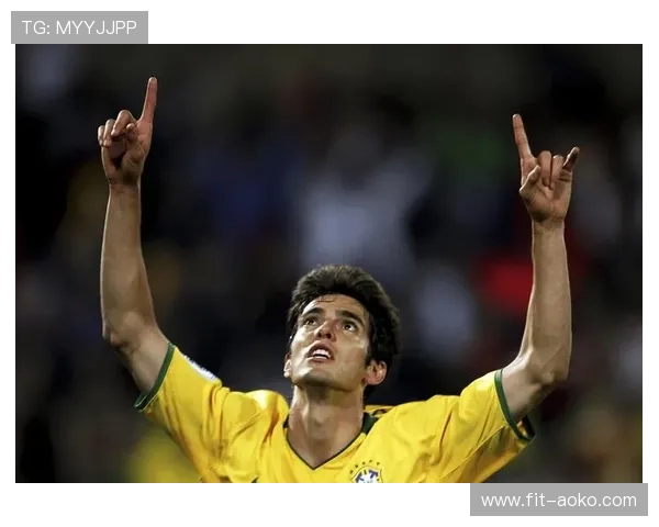 足球球星成长历程与关键时刻回顾揭示职业生涯的辉煌与挑战